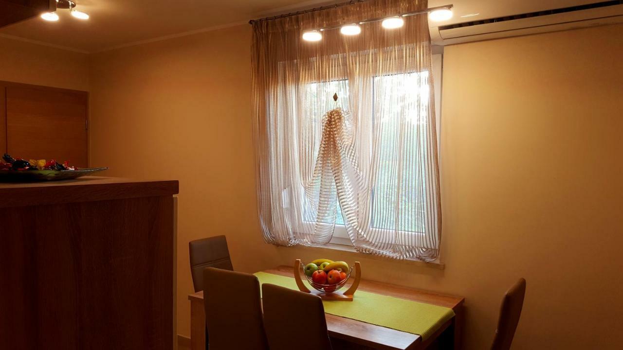 Apartment Tara Pula Buitenkant foto