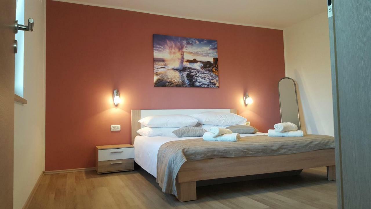 Apartment Tara Pula Buitenkant foto